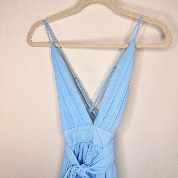 Lucy in The Sky Secret Crush Sleeveless Pleated Tie Waist Romper Sky Blue XS - Picture 4 of 14
